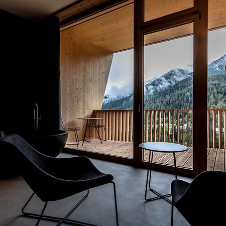 Hotel Arnica Scuol - Adults Only Exteriér fotografie