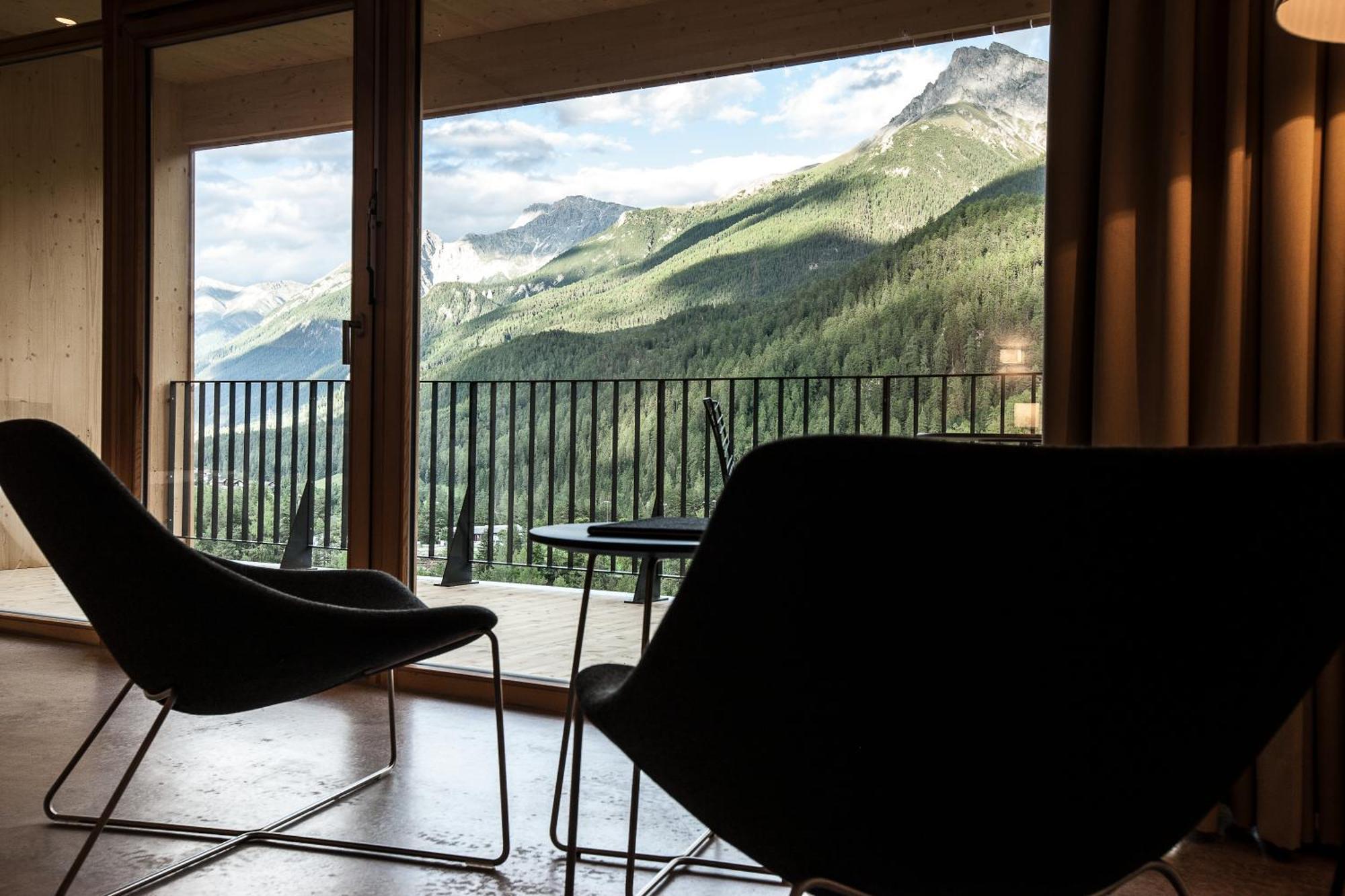 Hotel Arnica Scuol - Adults Only Pokoj fotografie